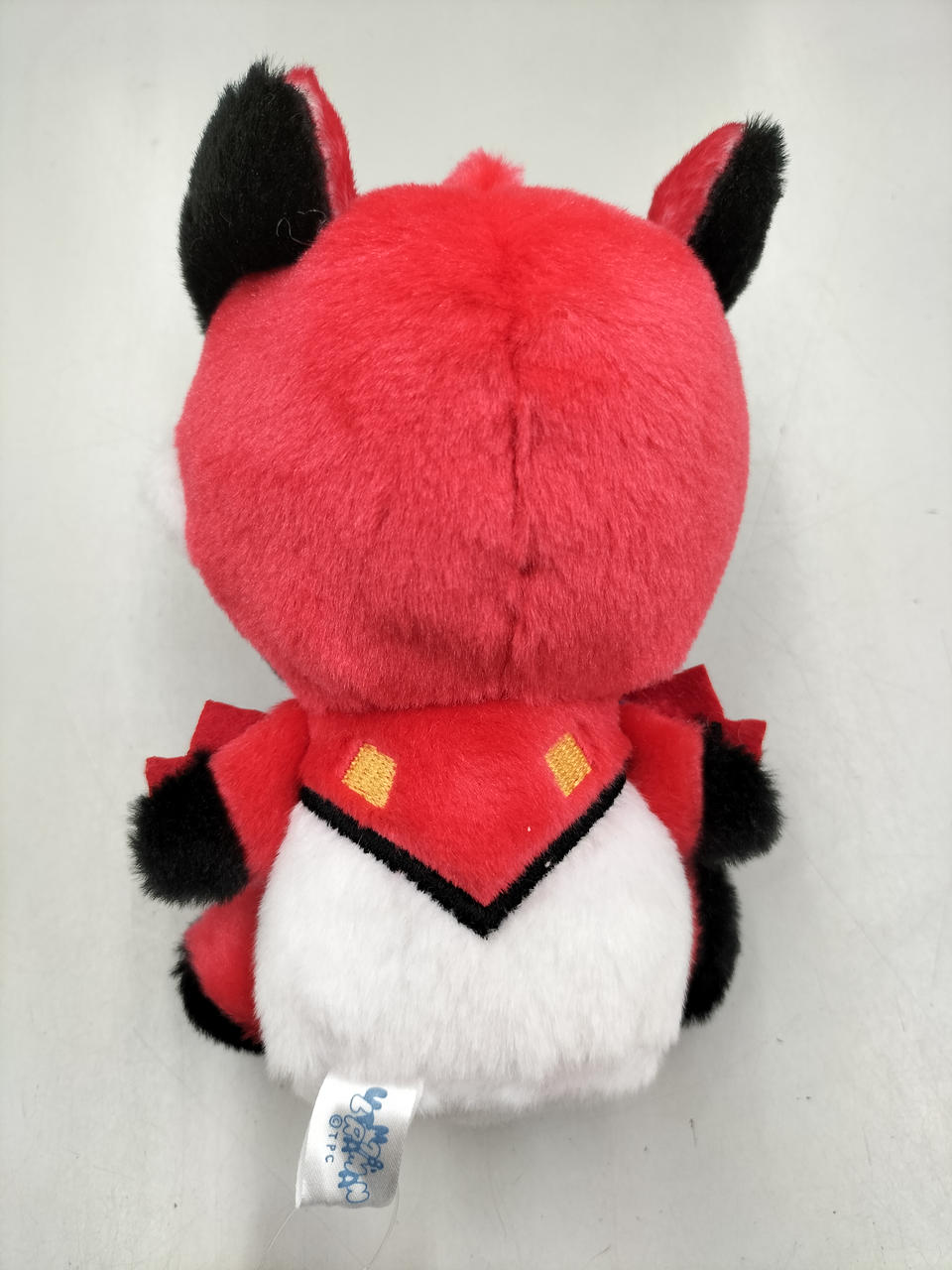 ベネリック|ウルトラマンロッソふわふわお座りぬいぐるみ|【ハードオフ