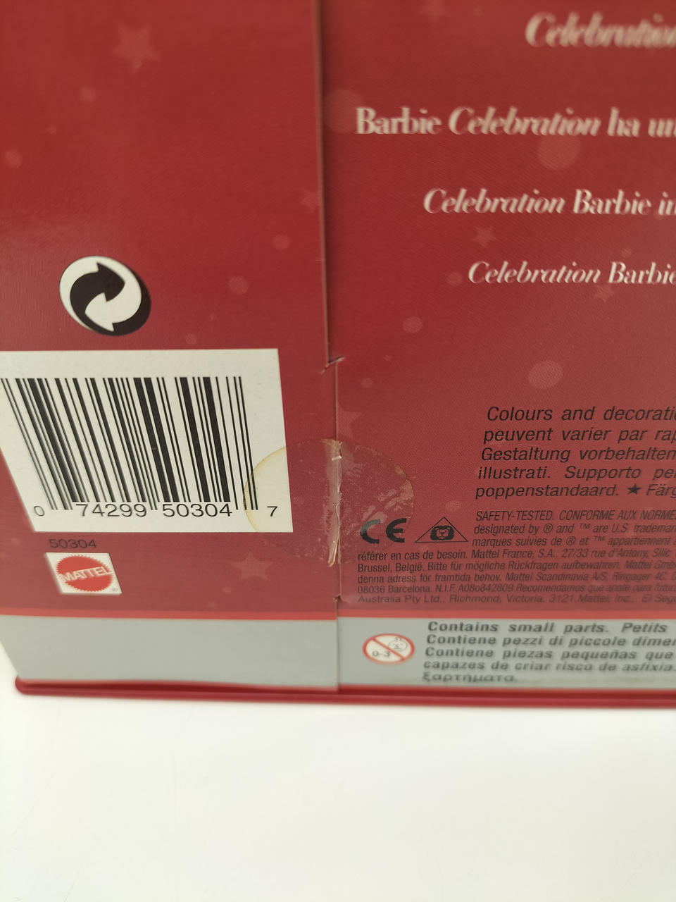 テープの下半分切れています