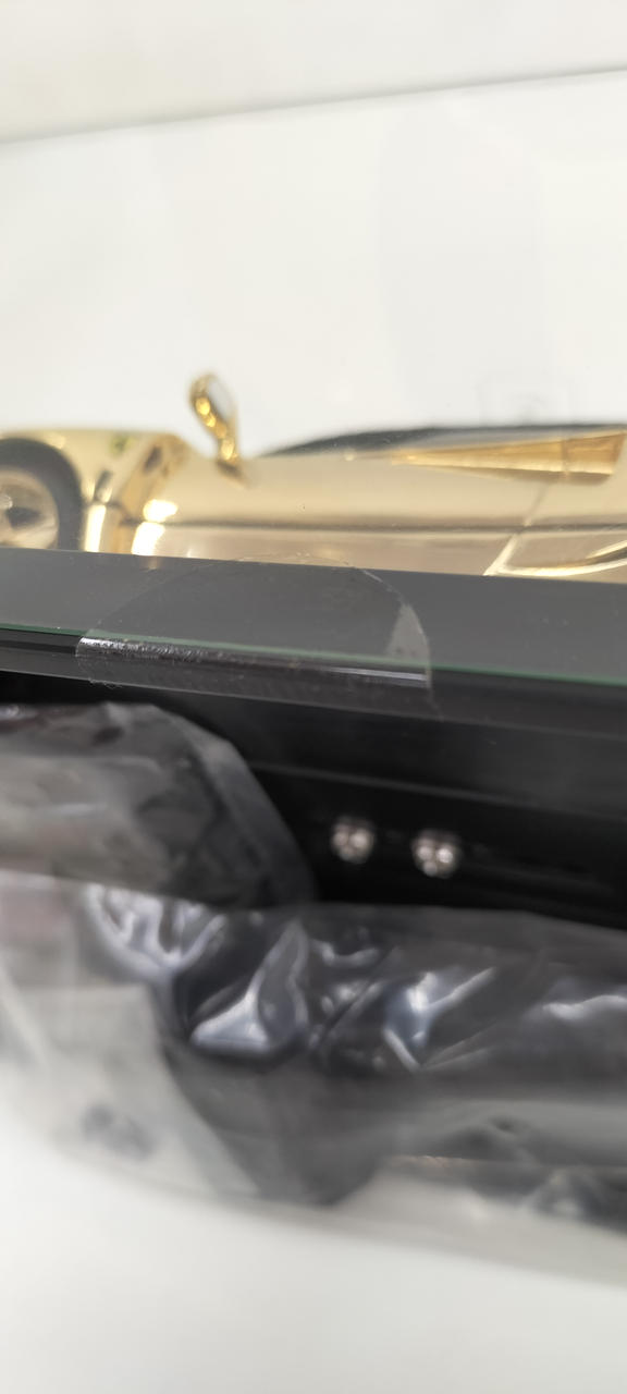 テープで止められています