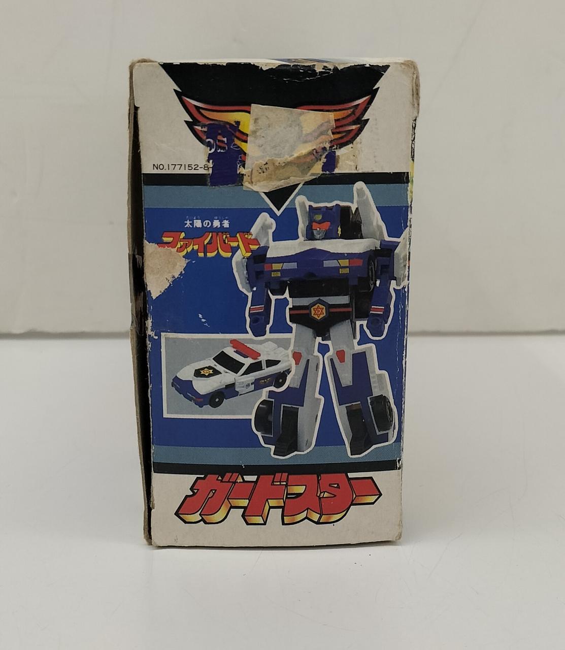 箱に傷、破れ有り