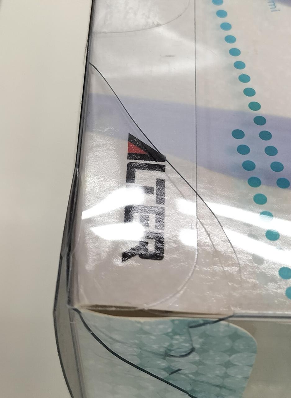 外箱のブリスター破損有り