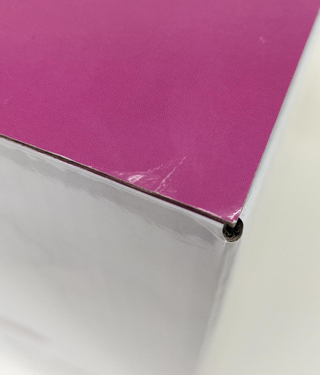 折れの跡があります