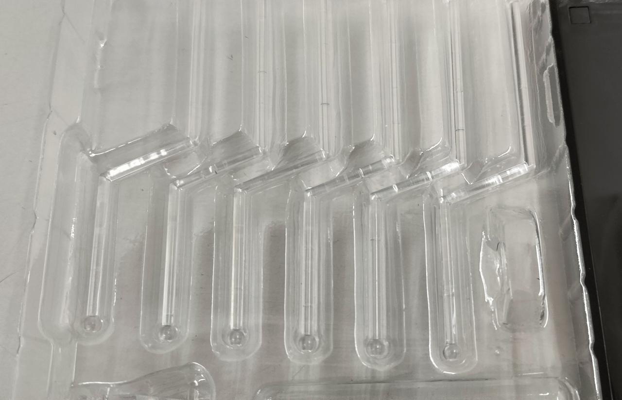 見づらいですがパーツあります