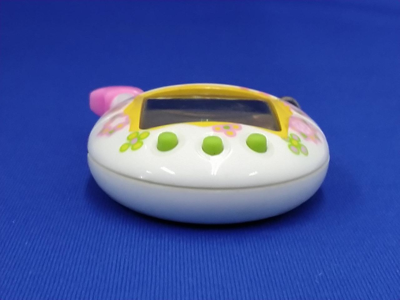 たまごっち プラス ウラふらわー 新品 未開封 美品 Amazon.co.jp: ウラじんせーエンジョイ!たまごっちプラス ウラ