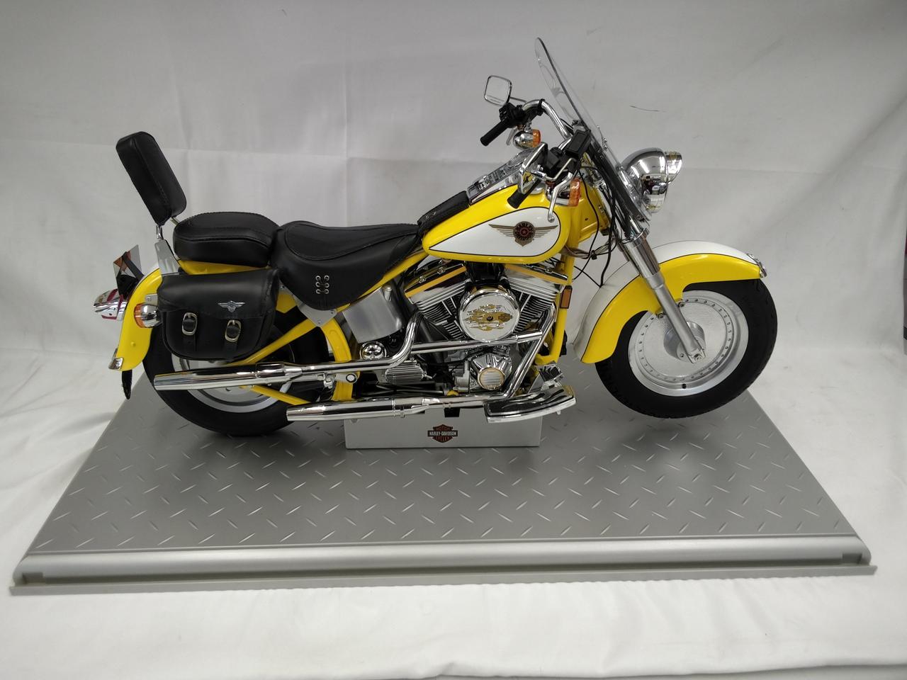 DEAGOSTINI|1/4ハーレーダビッドソン ファットボーイ1990 塗装済み