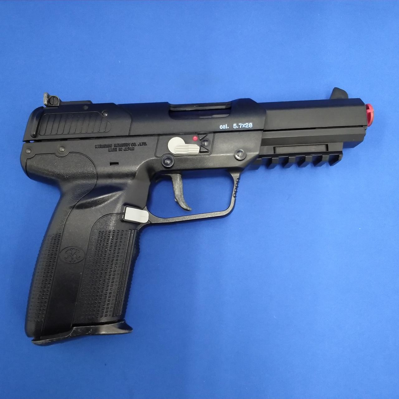 ガスガンFN5-7 東京マルイ ガスブローバック ファイブセブン FN5-7 Amazon.co
