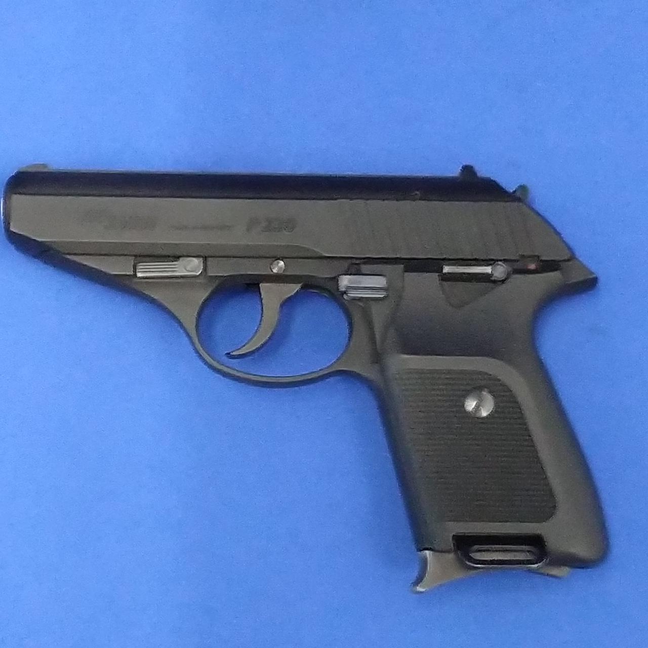 美品　KSC P230 ガスガン ヘビーウェイト プレーンな「P230」がまさかのHW化！ | 電動ガン・エアガン｜KSC