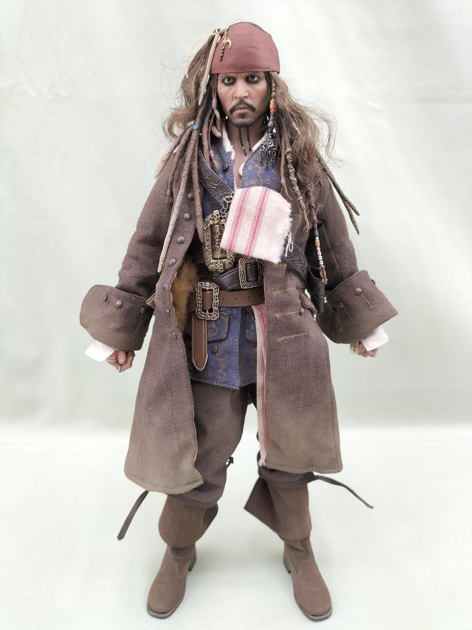 ホットトイズ　ジャック・スパロウ　hottoys ホットトイズの『パイレーツ・オブ・カリビアン』ジャック