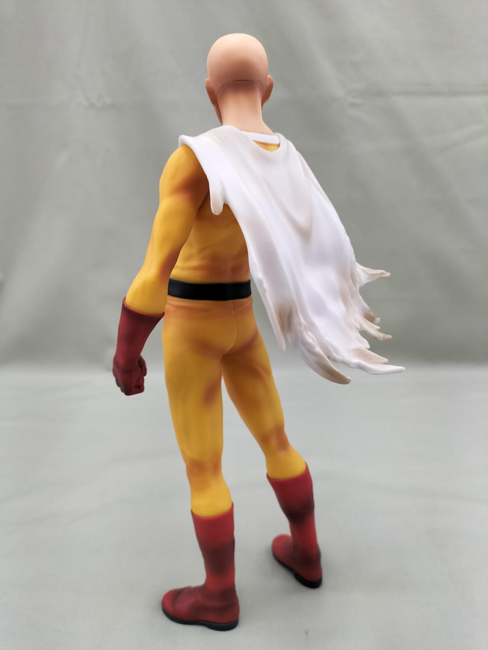 ワンパンマン サイタマ マジ顔フィギュア アニメ『ワンパンマン』サイタマのフィギュアが予約開始。マジ顔