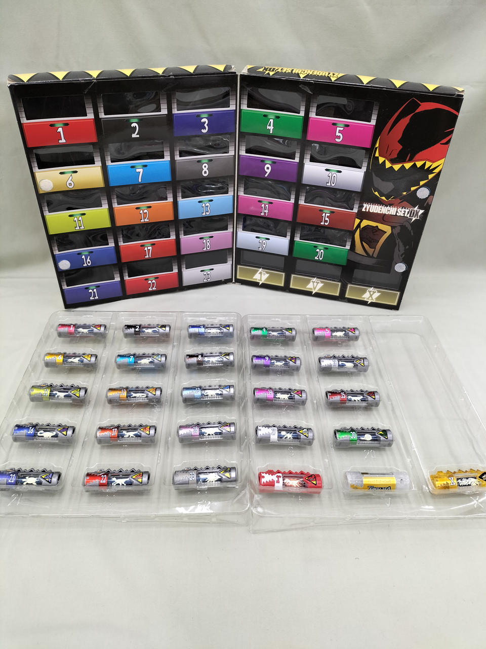 BANDAI - 専用出品 獣電池01ー23  4セット Amazon.co.jp: レジェンド戦隊シリーズ スーパー戦隊獣電池