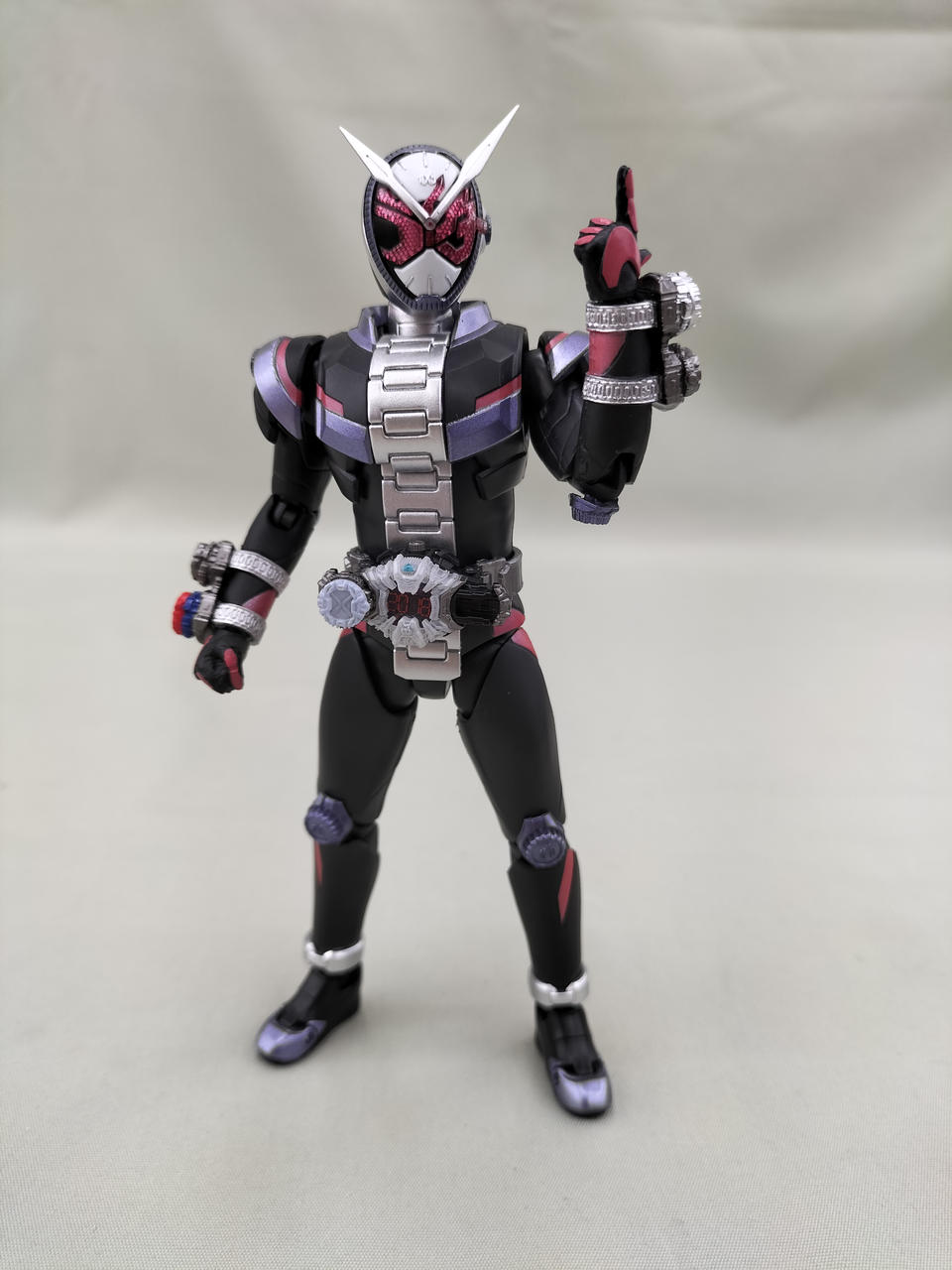SHフィギュアーツ 仮面ライダーZI-O Amazon.com: TAMASHII NATIONS Bandai S.H. Figuarts Masked