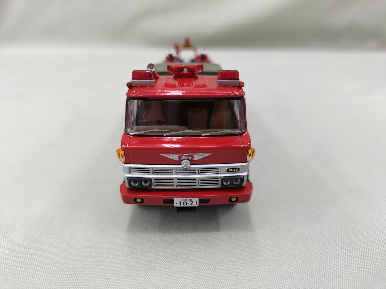 トミーテック 日野 KB324型 化学消防車 田原市署 77年式 LV-N36a トミーテック 日野 KB324型 化学消防車 (田原市消防署 77年式