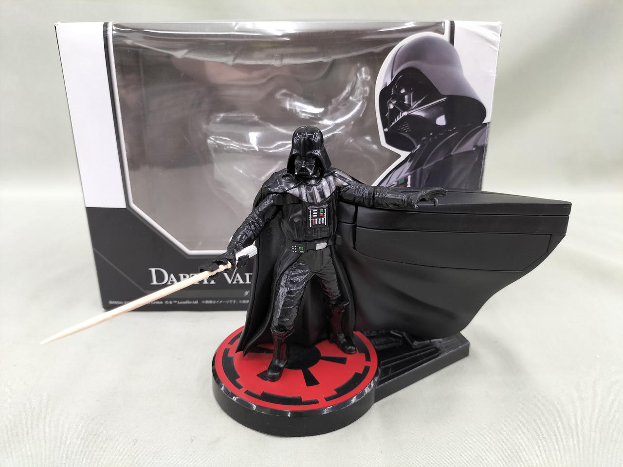 未使用品　バンダイ STAR WARS ダース・ベイダー トゥースセイバー　レア バンダイ(BANDAI)|ダースベイダー トゥースセイバー|HARDOFFオフ