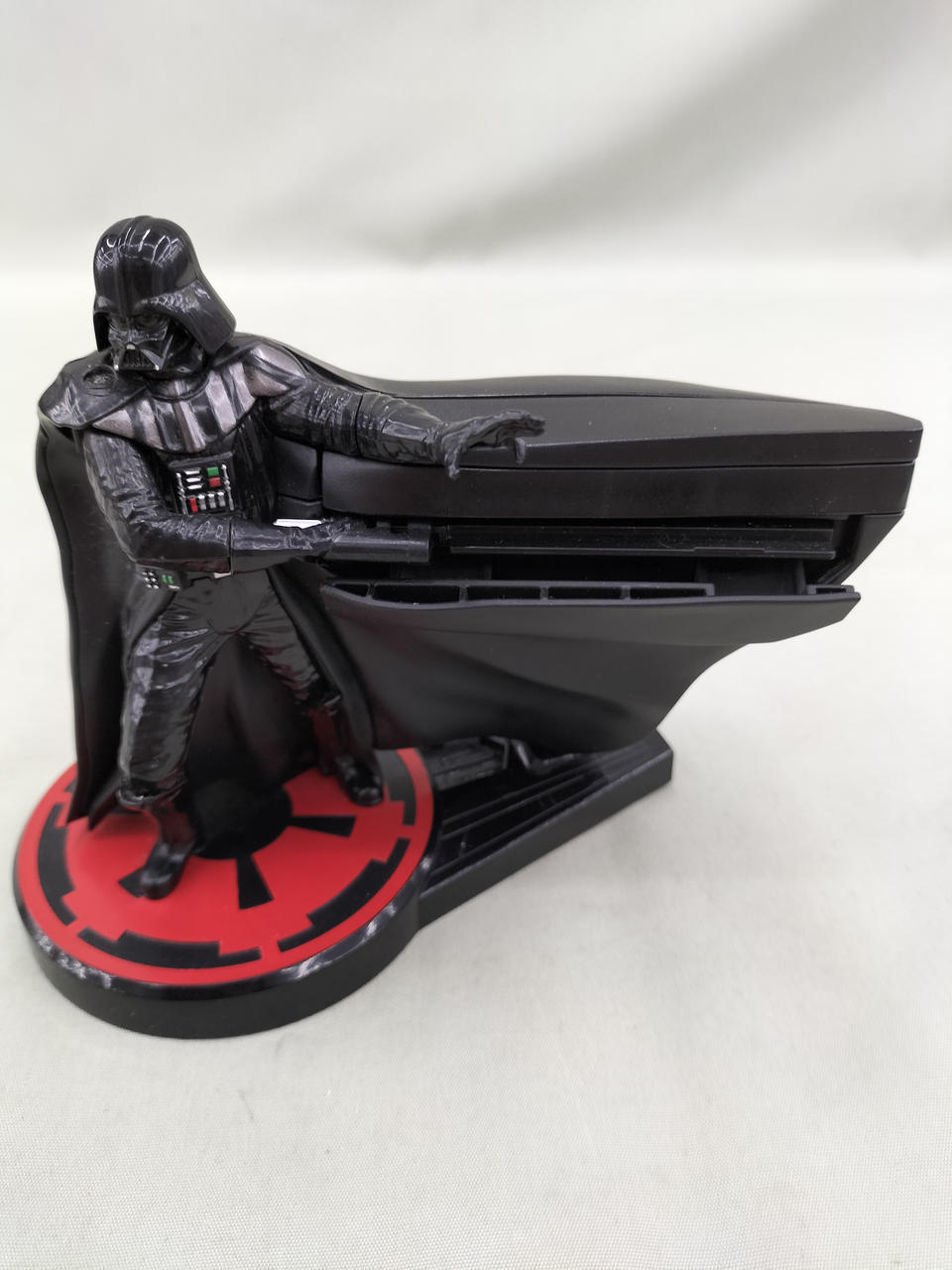 スターウォーズ ダース・ベイダー トゥースセイバー Amazon | バンダイ(BANDAI) スター・ウォーズ DARTH VADER