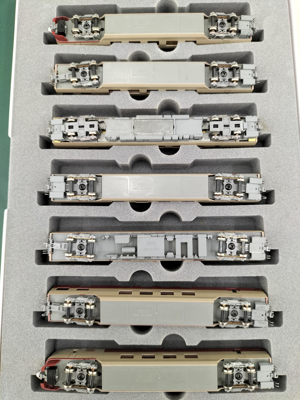 KATO 10-1332 285系 0番台〈サンライズエクスプレス〉7両セット カトー(KATO)|285系0番台 サンライズエクスプレス 7両セット|HARDOFF