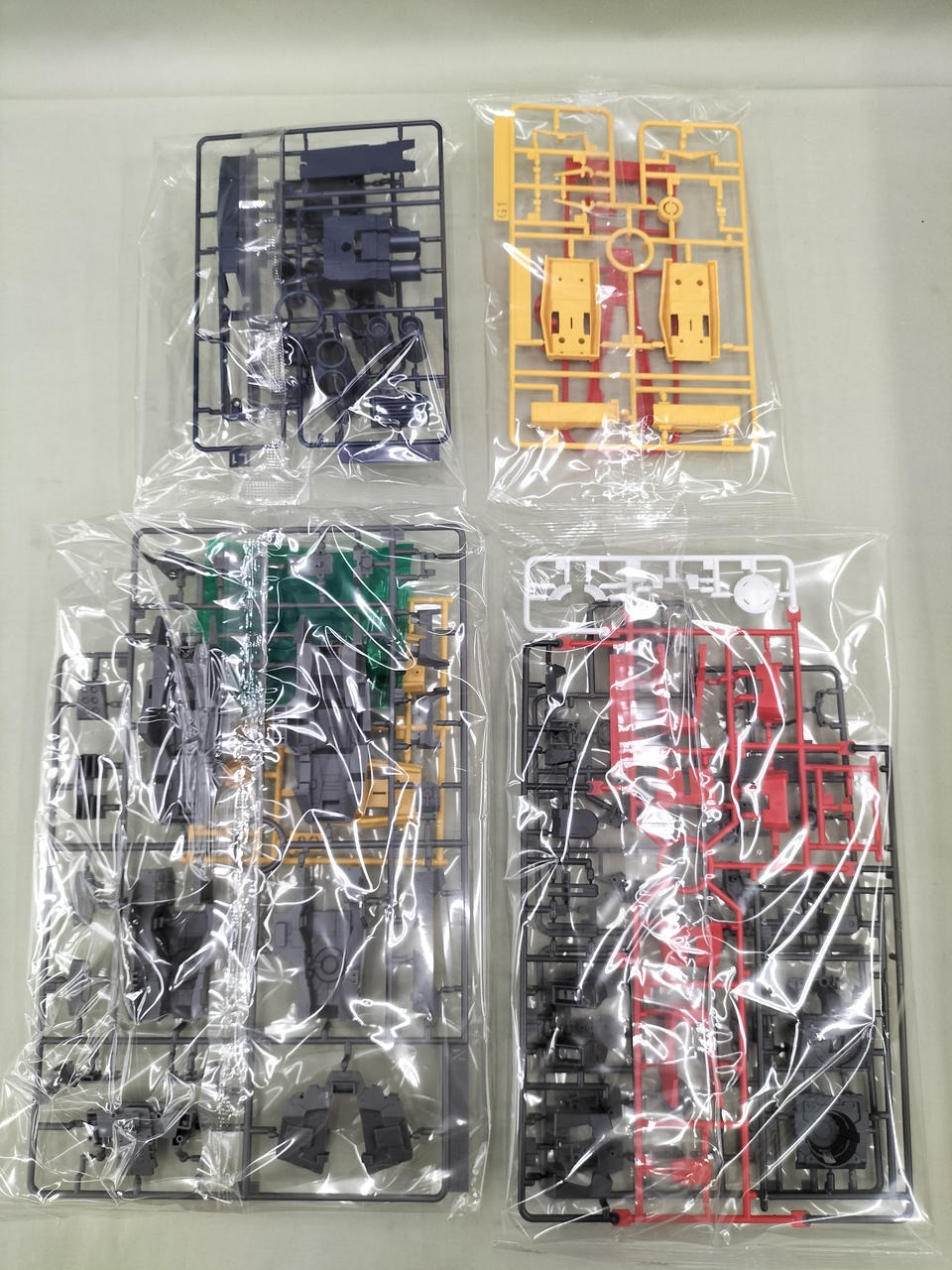 バンダイ(BANDAI)|MG ガンダムヴァーチェ|HARDOFFオフモール