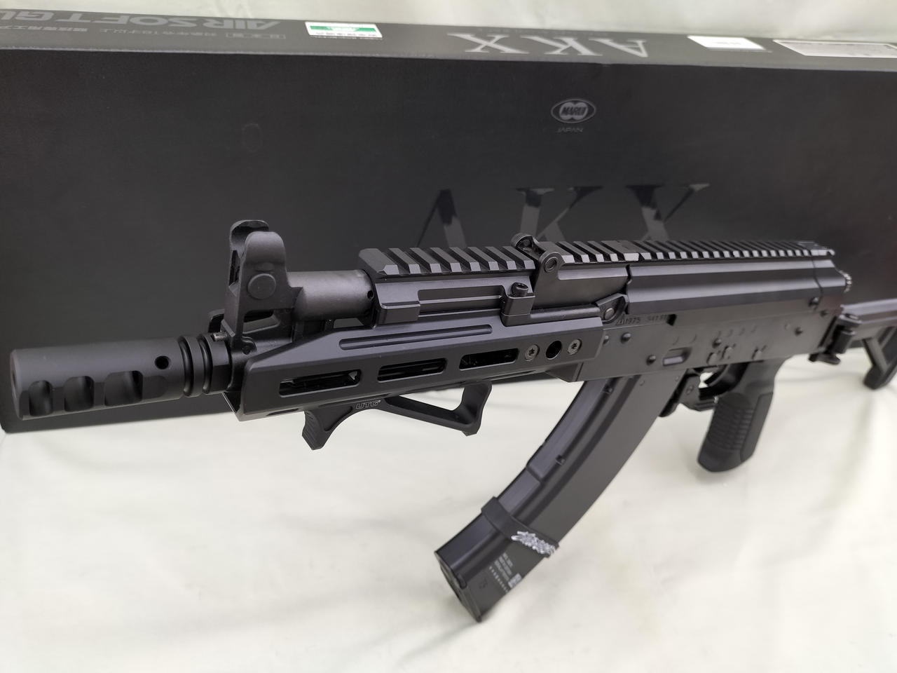 東京マルイ　ガスブロ　AKX 中古 TOKYO MARUI ガスブローバック マシンガン AKX (4952839144065