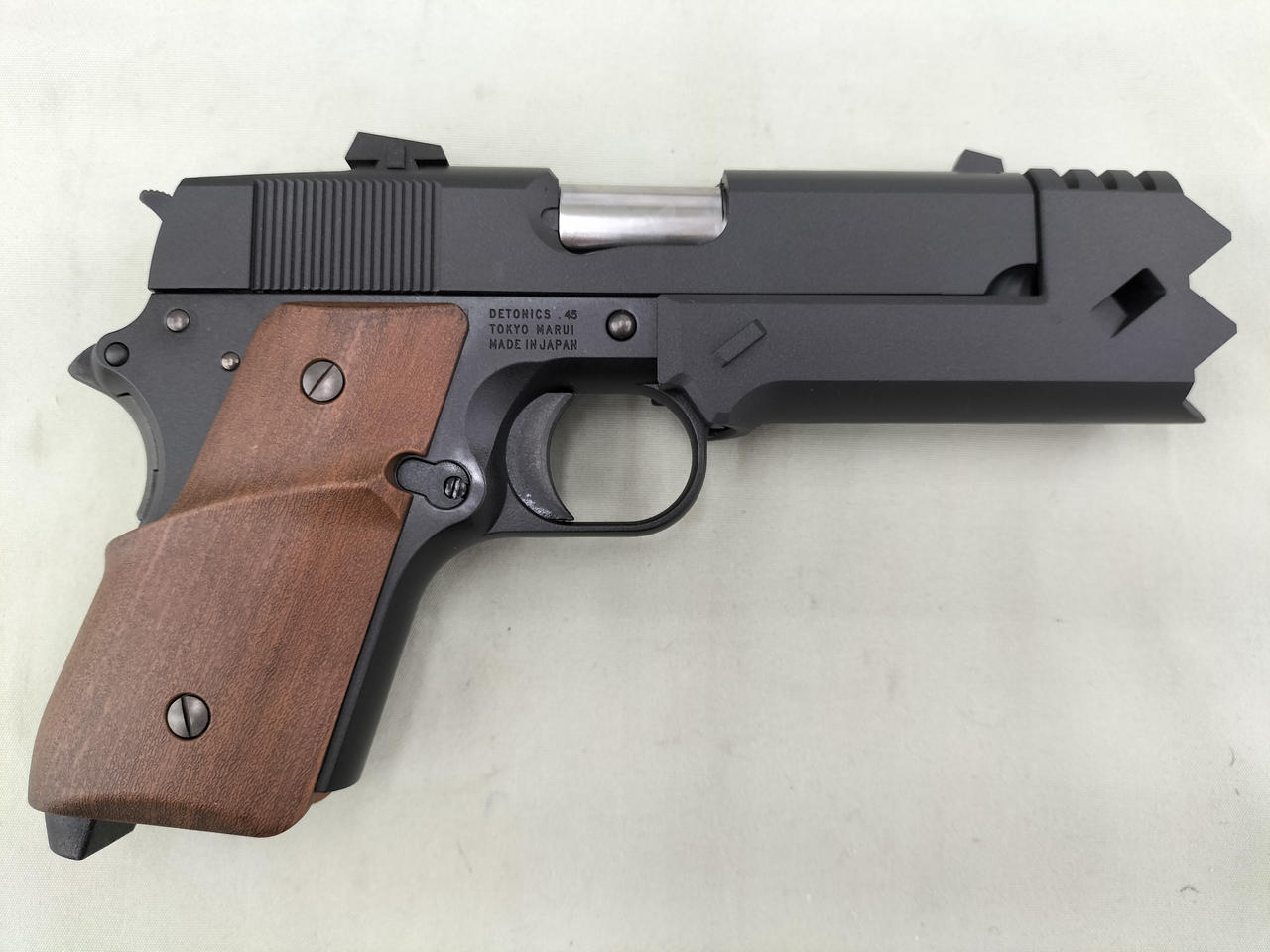 マガジン盛モリ中古 千束の銃 31EwEf9xfCL._UF350,350_QL50_.jpg