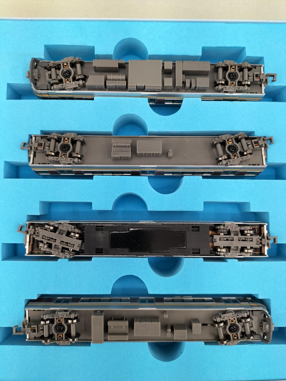 MICROACE　223系6000番台　6次車　4両セット　A-9565 Amazon | マイクロエース Nゲージ 223系6000番台 6次車 4両