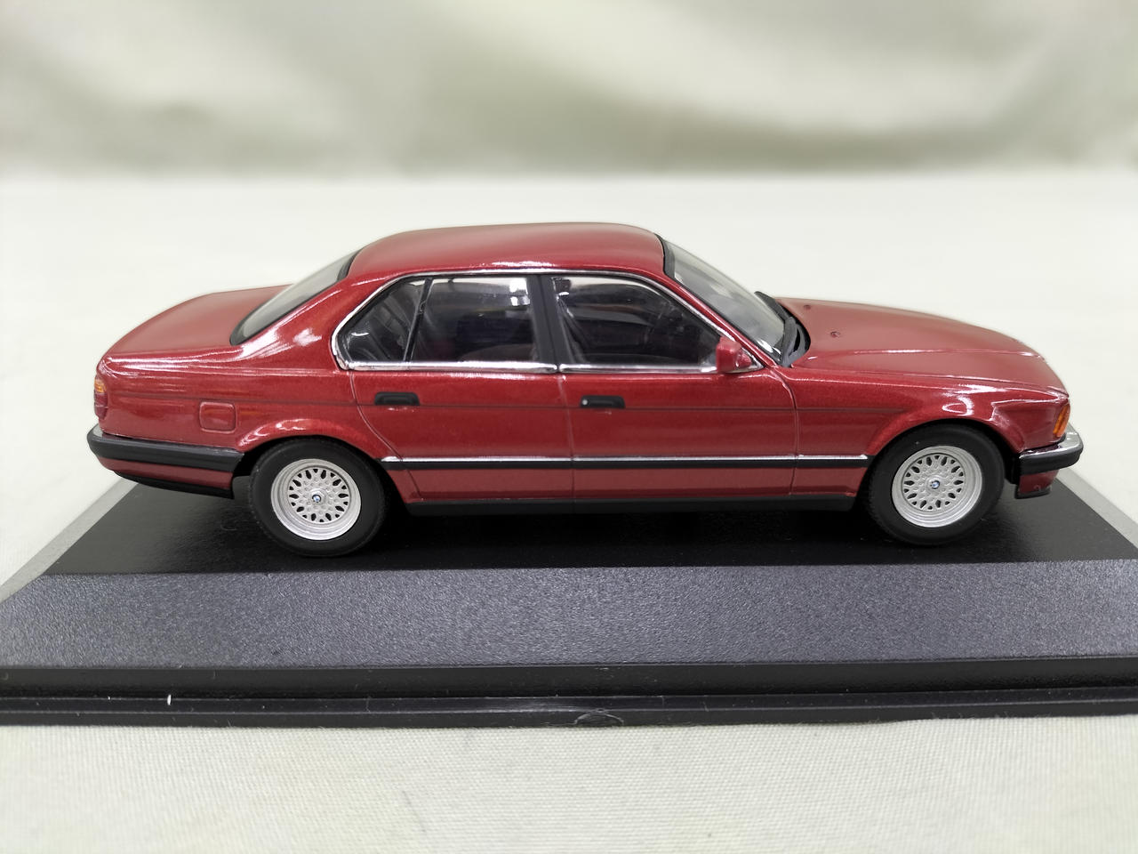 ミニチャンプス(MINICHAMPS)|BMW7シリーズ1986|HARDOFFオフ