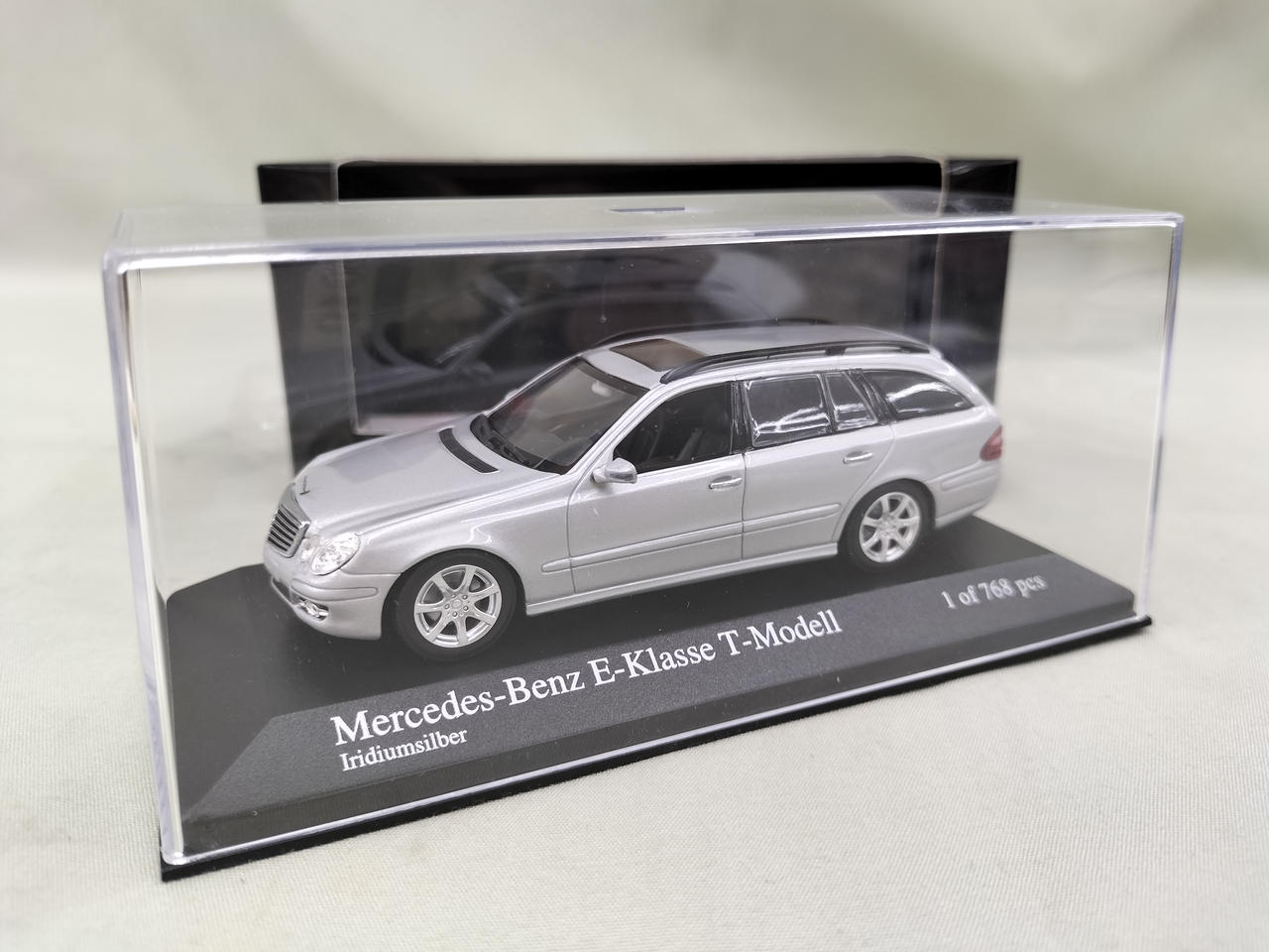 ミニチャンプス(MINICHAMPS)|メルセデスベンツEクラス|HARDOFF