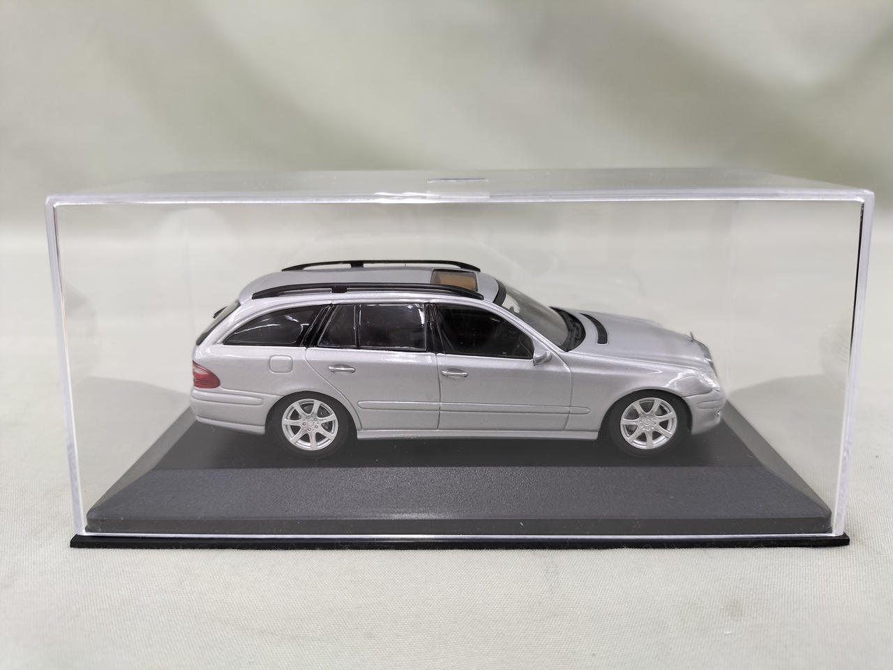 ミニチャンプス(MINICHAMPS)|メルセデスベンツEクラス|HARDOFF