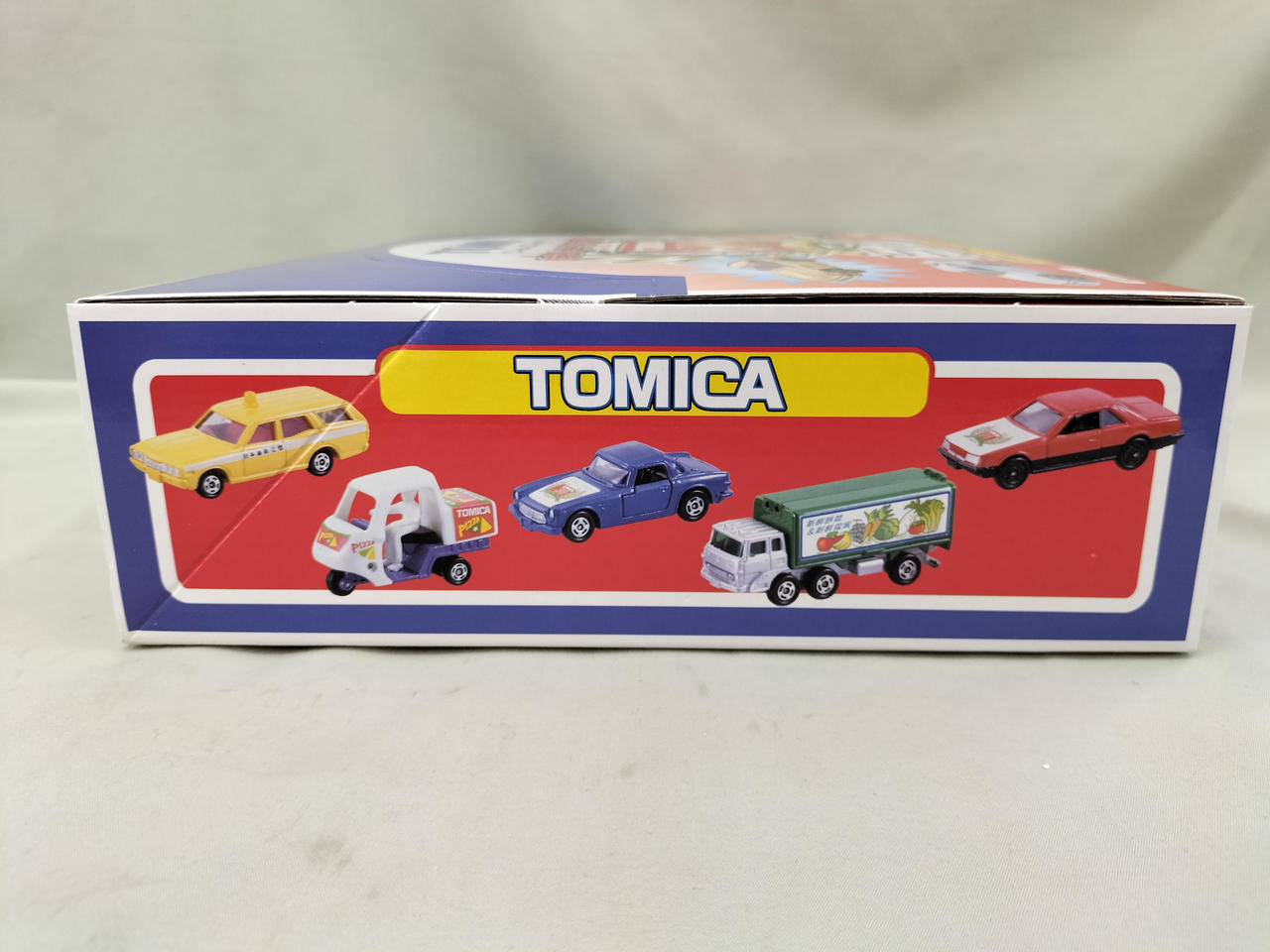 トミカくじ　30周年記念　30ｔｈ　ANNIVERSARY　タカラトミー Amazon | トミカくじ 30周年記念 30th ANNIVERSARY | ミニカー