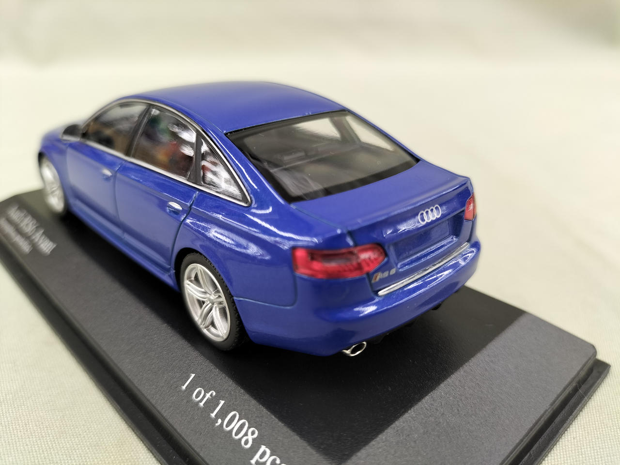 ミニチャンプス(MINICHAMPS)|アウディ RS6 アバント 2008|HARDOFFオフ