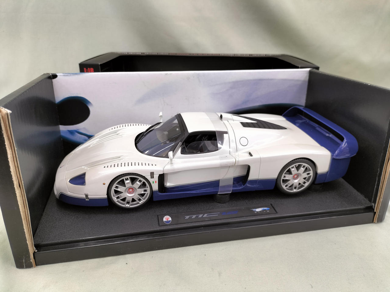 マテルエリート 1/18 マセラティ MC12　ホワイト/ブルー　未開封品 マテル(MATTEL)|マセラティ MC12|【ハードオフ公式通販】オフモール