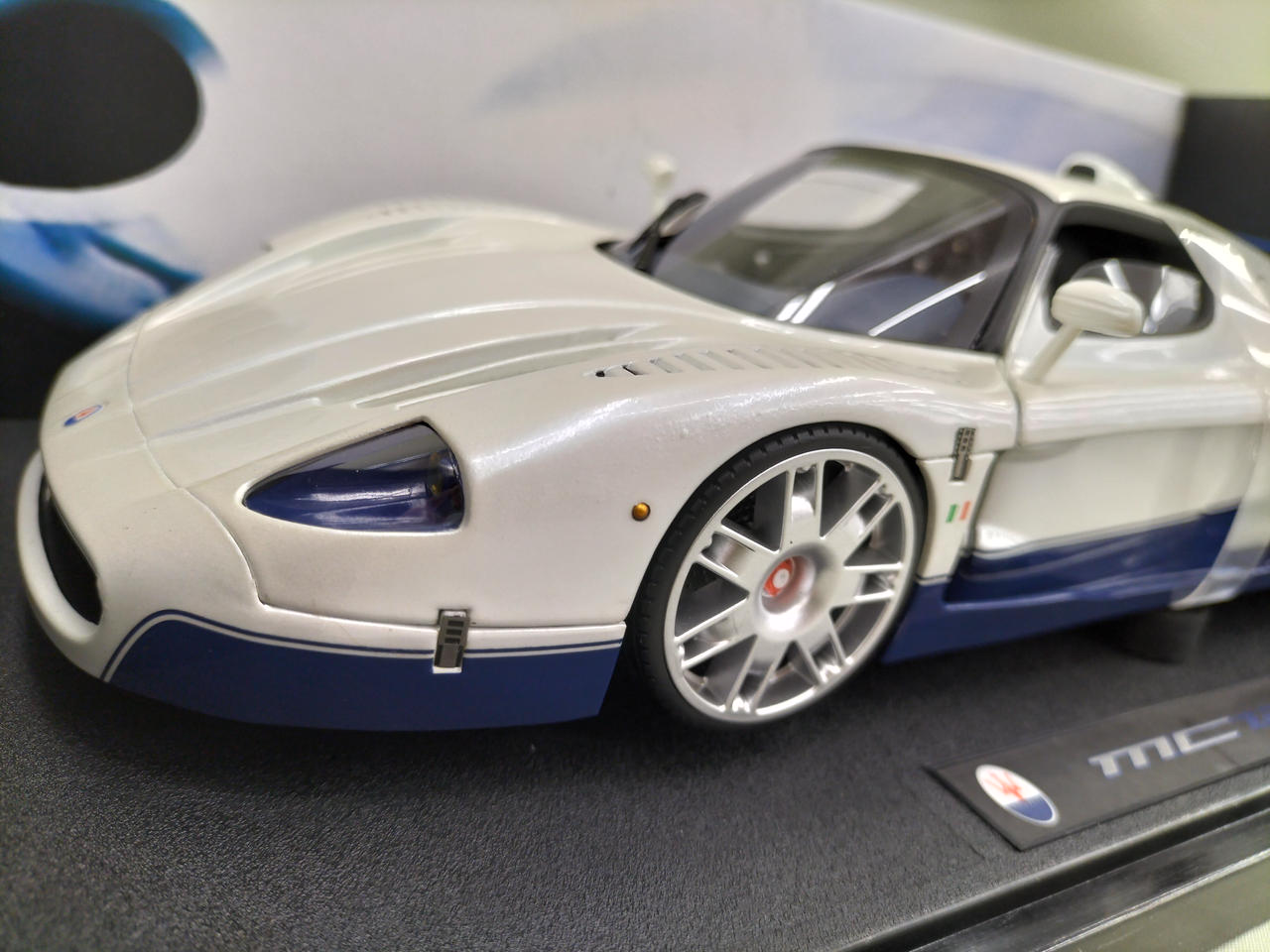 マテル(MATTEL)|マセラティ MC12|【ハードオフ公式通販】オフモール