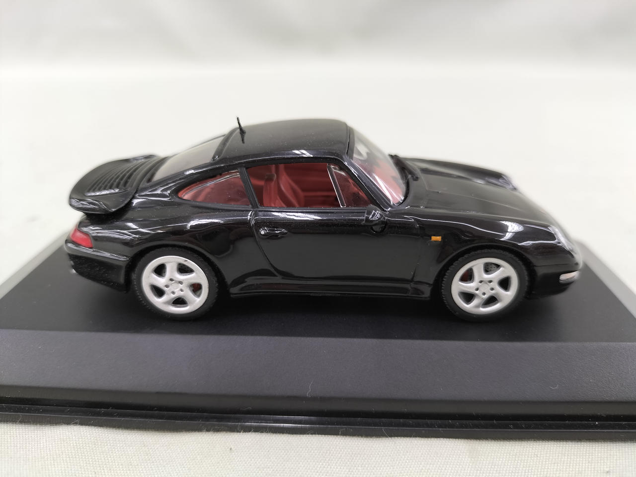 ミニチャンプス　ポルシェ911ターボ ミニチャンプス(MINICHAMPS)|ポルシェ911ターボ 1995|HARDOFFオフ