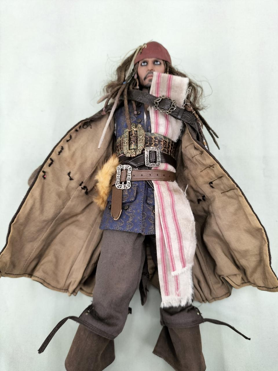 ホットトイズ(HOT TOYS)|1/6 ジャック・スパロウ ムービー