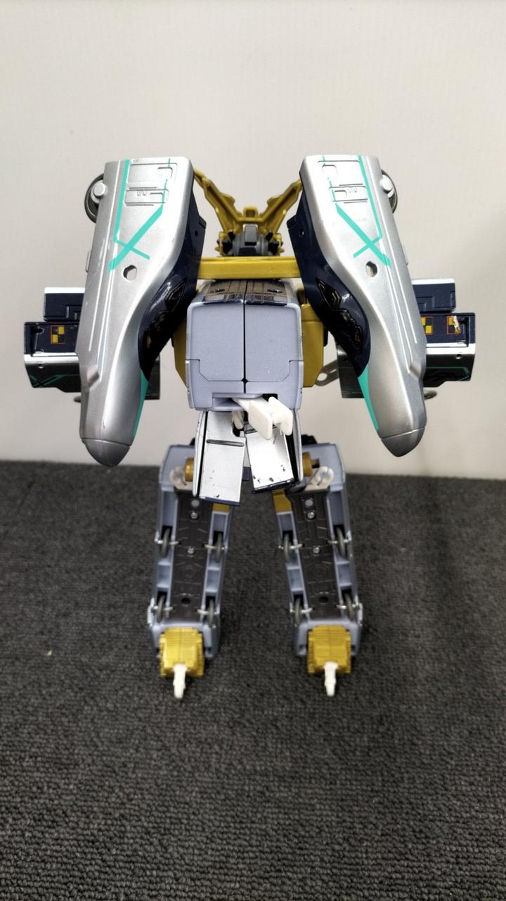 タカラトミー(TAKARA TOMY)|劇場版 新幹線変形ロボ シンカリオン
