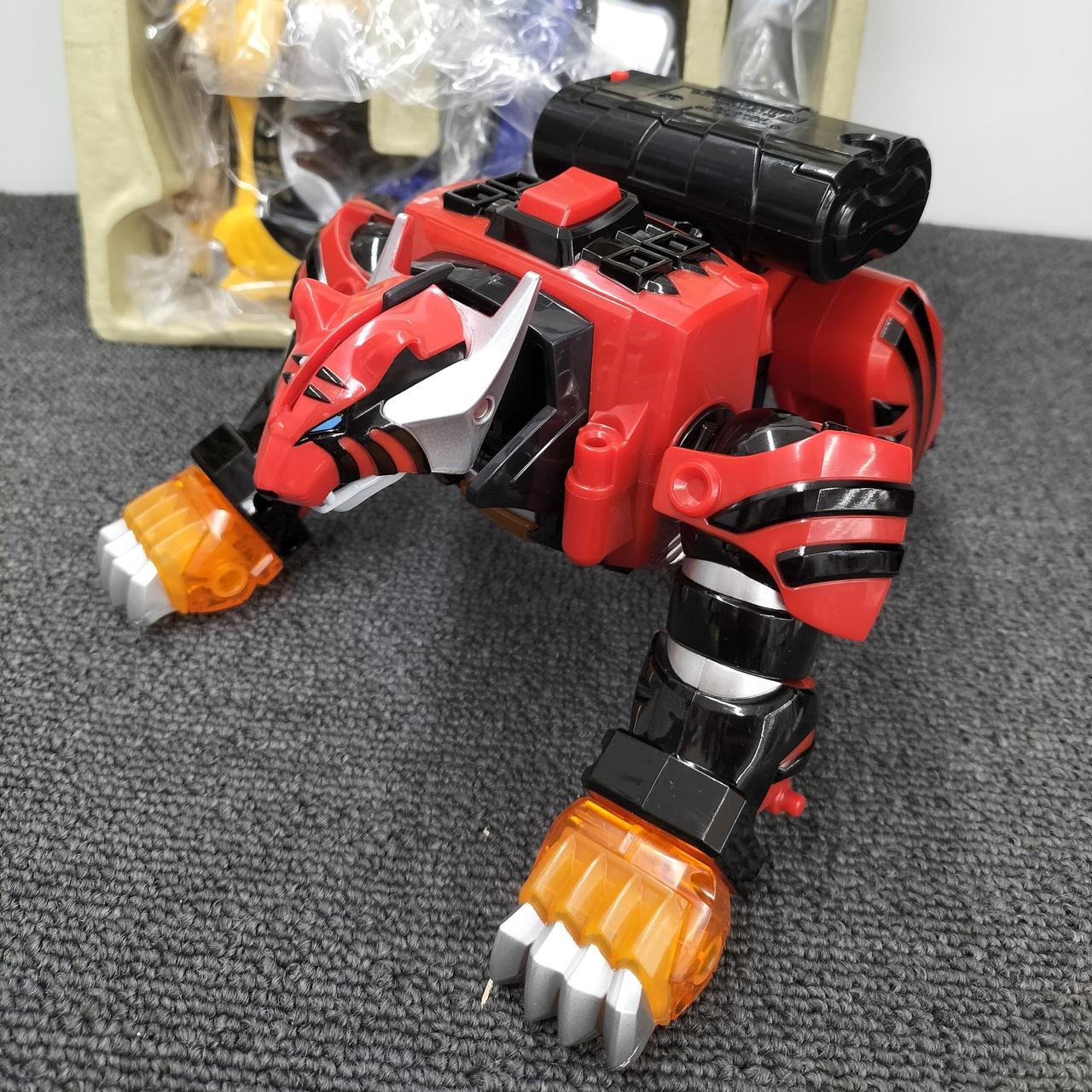 22014356_4