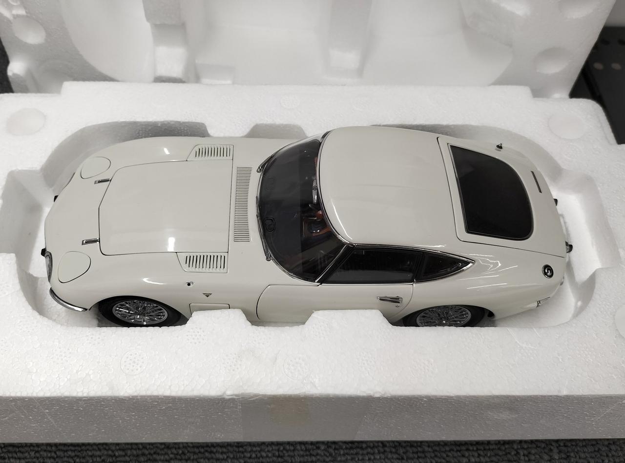 AUTOart Toyota 1:18 スケールモデル 1/18 AUTOart Toyota Sprinter Trueno (AE86) 