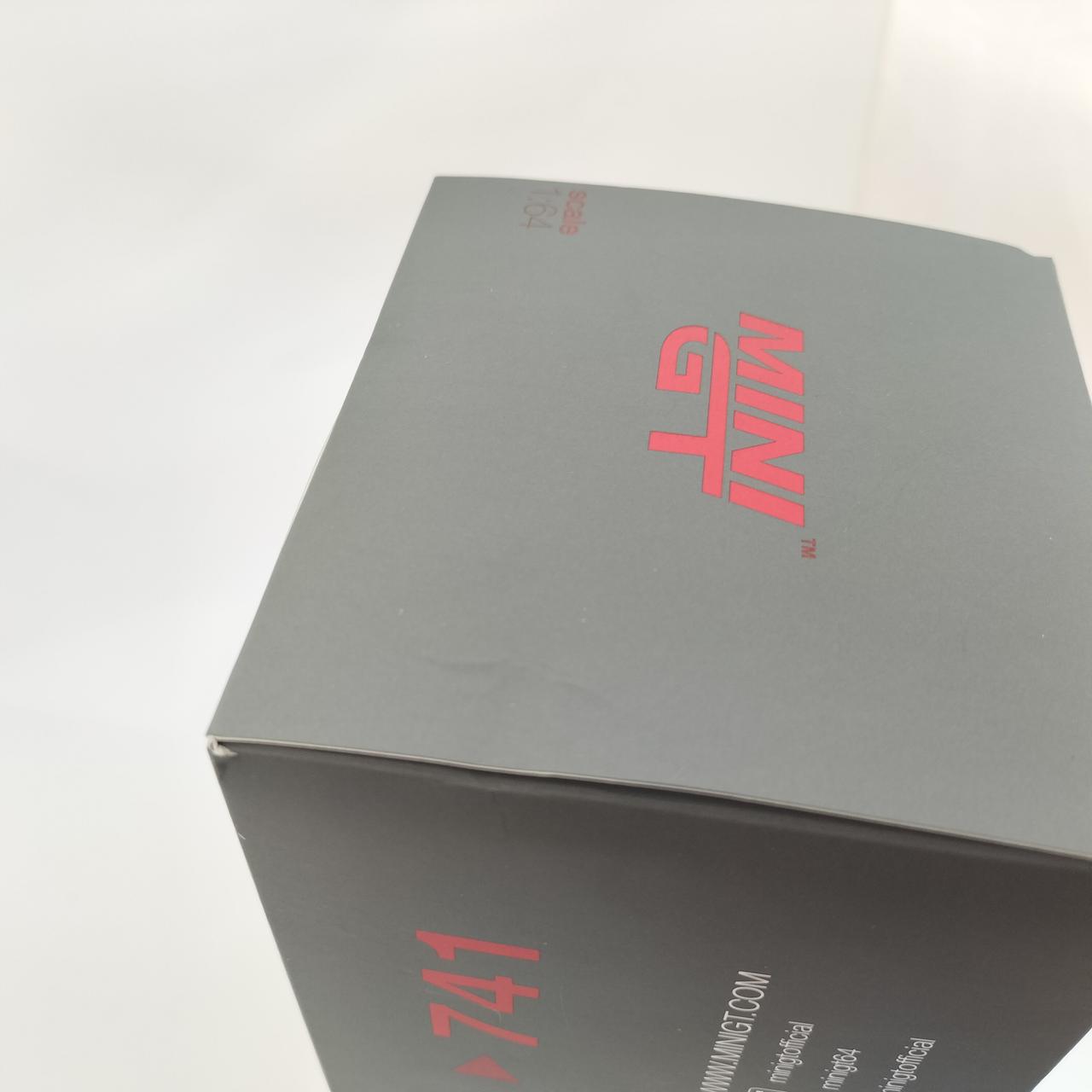 箱ダメージあり