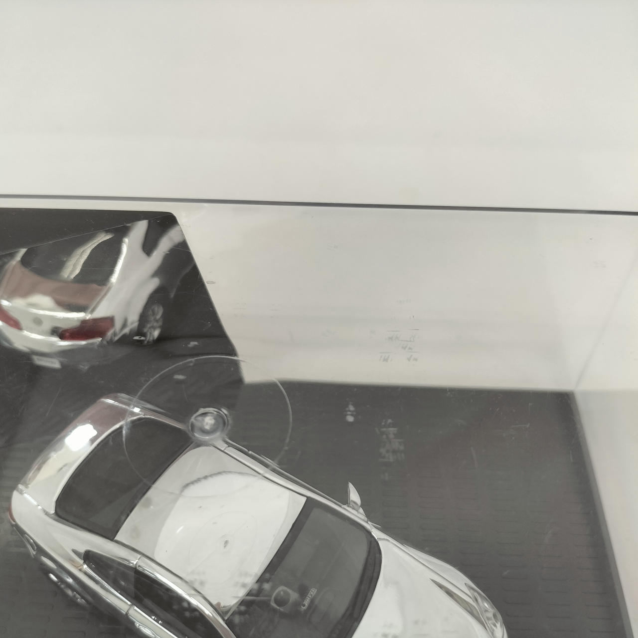 ケース汚れあり。