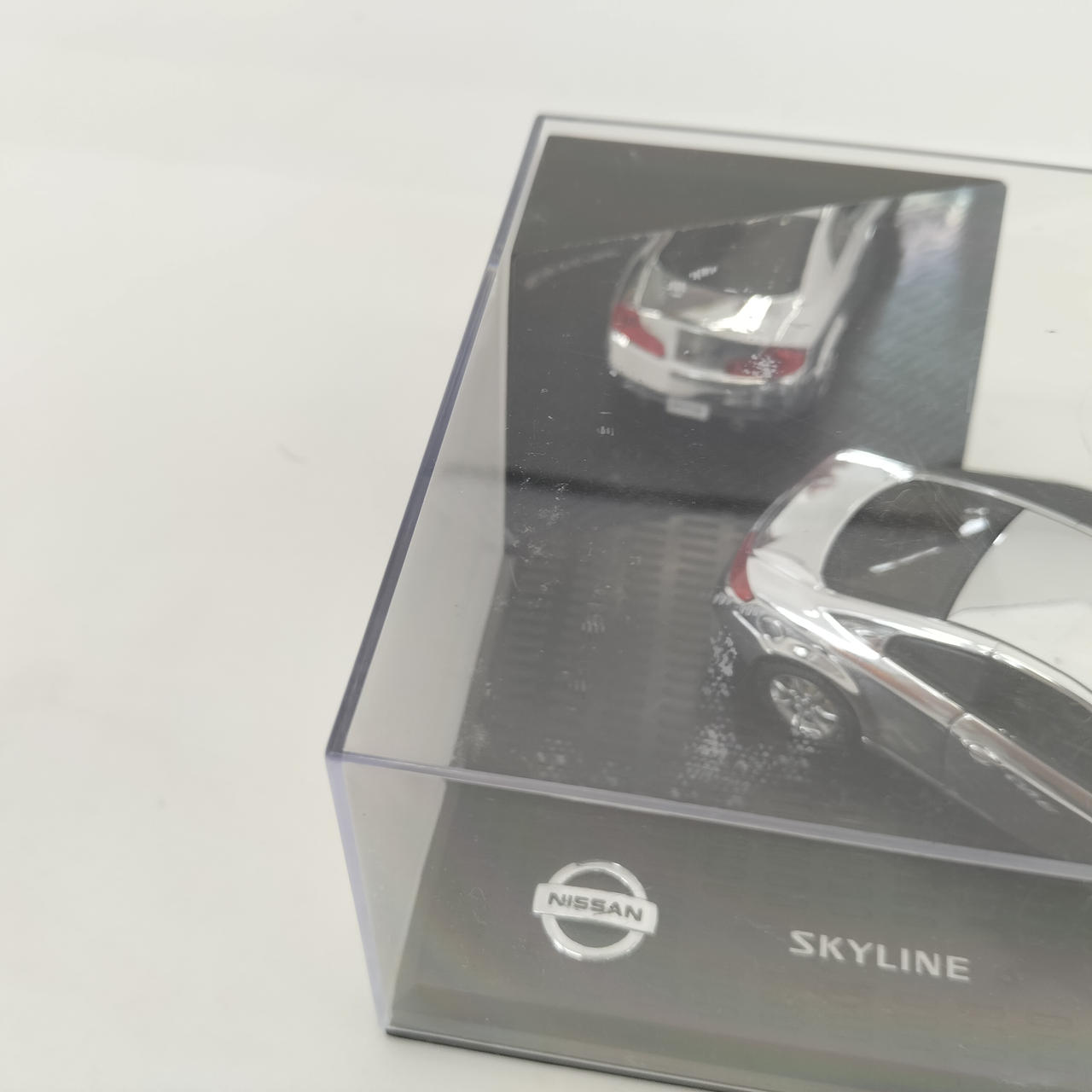 ケース汚れあり。