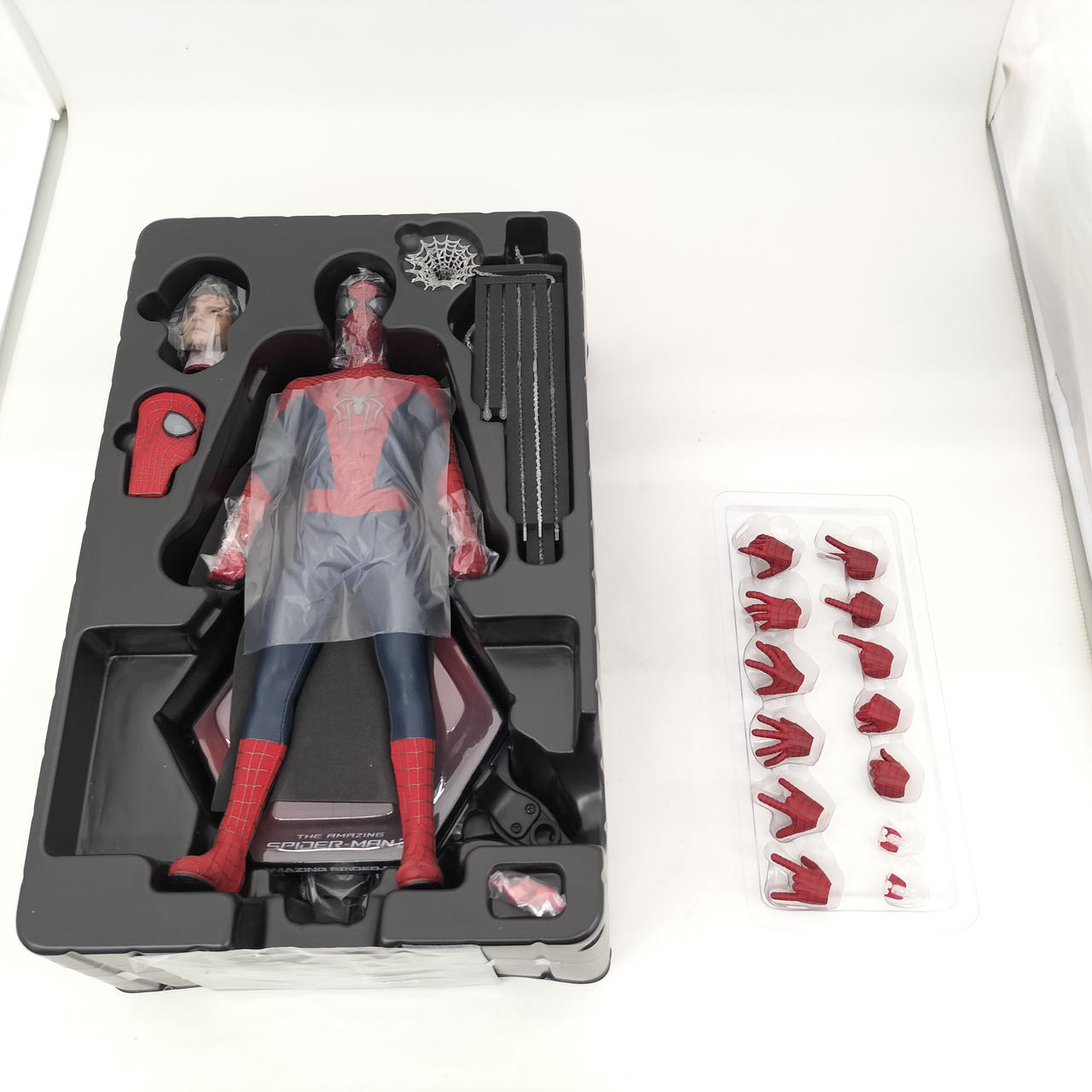 ホットトイズ(HOT TOYS)|1/6スケールフィギュア|【ハードオフ公式通販