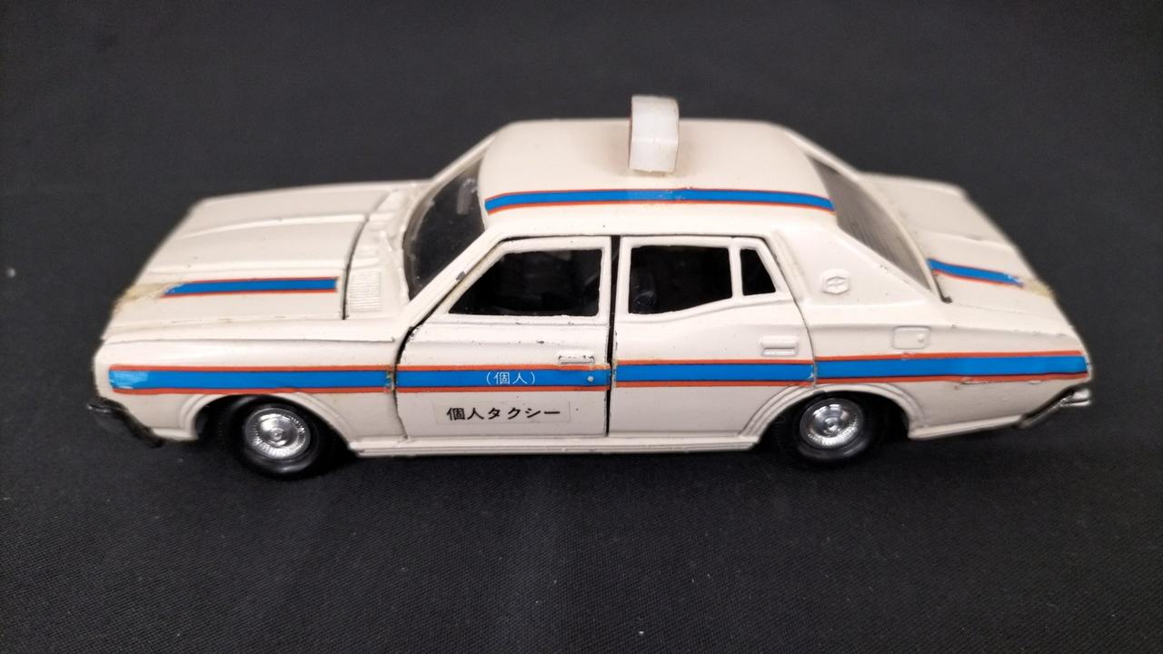 ダイヤペットニッサンセドリックタクシー