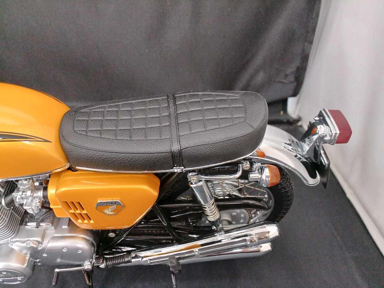 ミニチャンプス(MINICHAMPS)|HONDA CB750|HARDOFFオフモール
