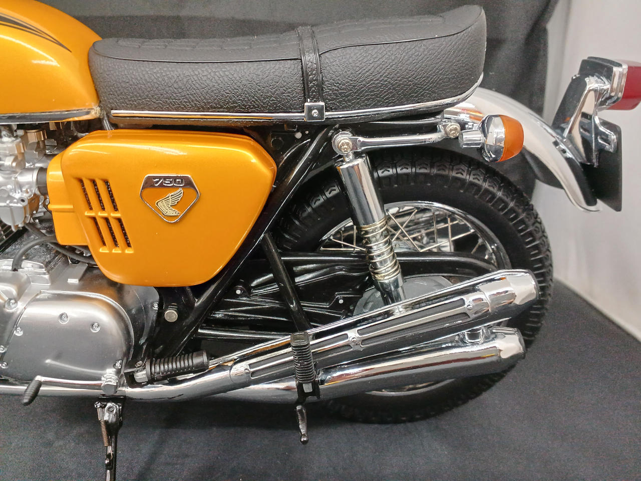 ミニチャンプス(MINICHAMPS)|HONDA CB750|HARDOFFオフモール