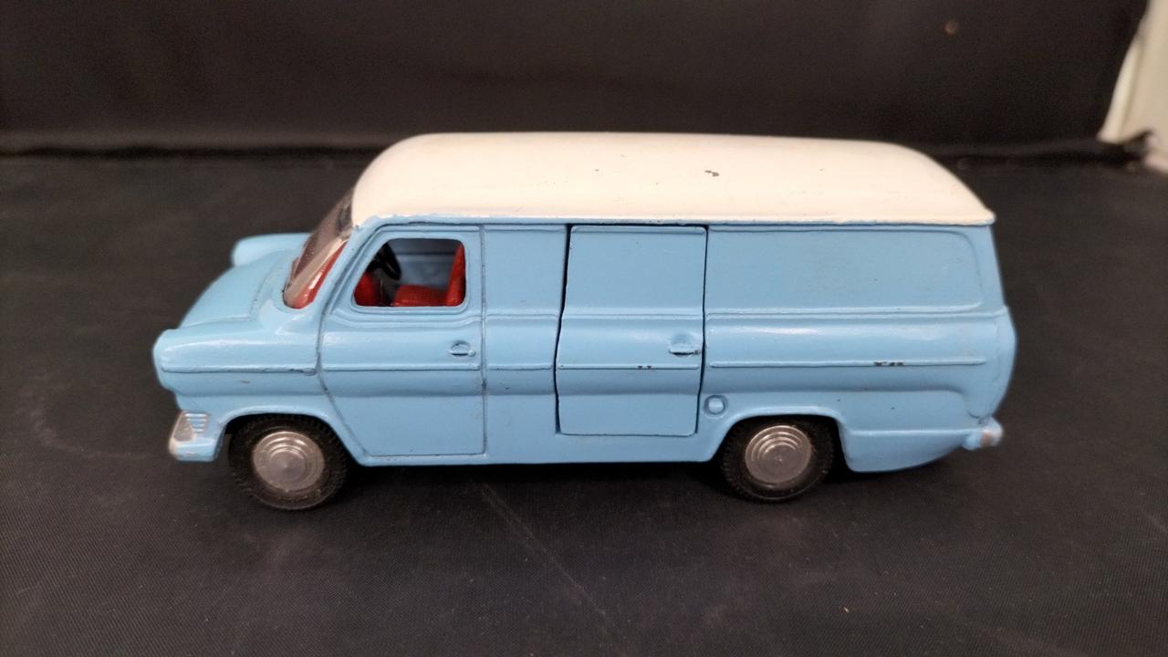 送料込み tomy トミー dinky ディンキー MINI ミニ 1/50 DINKY TOYS 1/43 ディンキー リンカーン プレミア ブルー