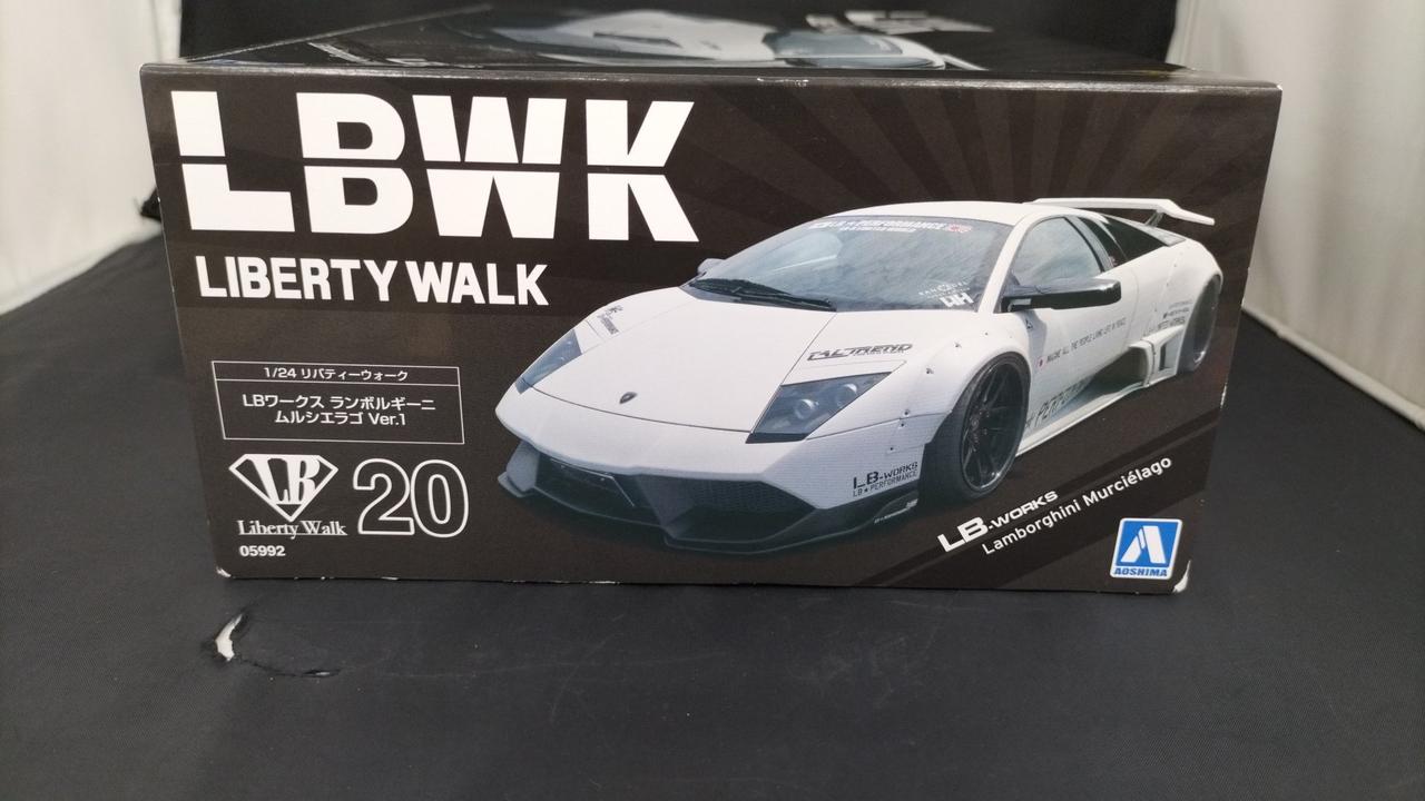 アオシマ LBワークス ランボルギーニ ムルシエラゴ Ver.1 LBワークス ランボルギーニ ムルシエラゴ Ver.1｜株式会社 青島