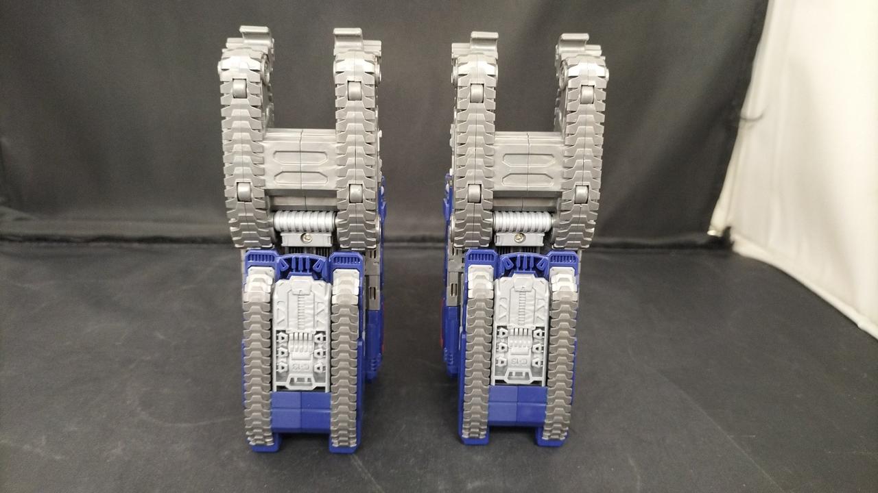 新品同様 TAKARA タカラ ダイアクロン トラッククレーン ビンテージ 美品/貴重な当時物】TAKARA タカラ ダイアクロン 建設車ロボ 4
