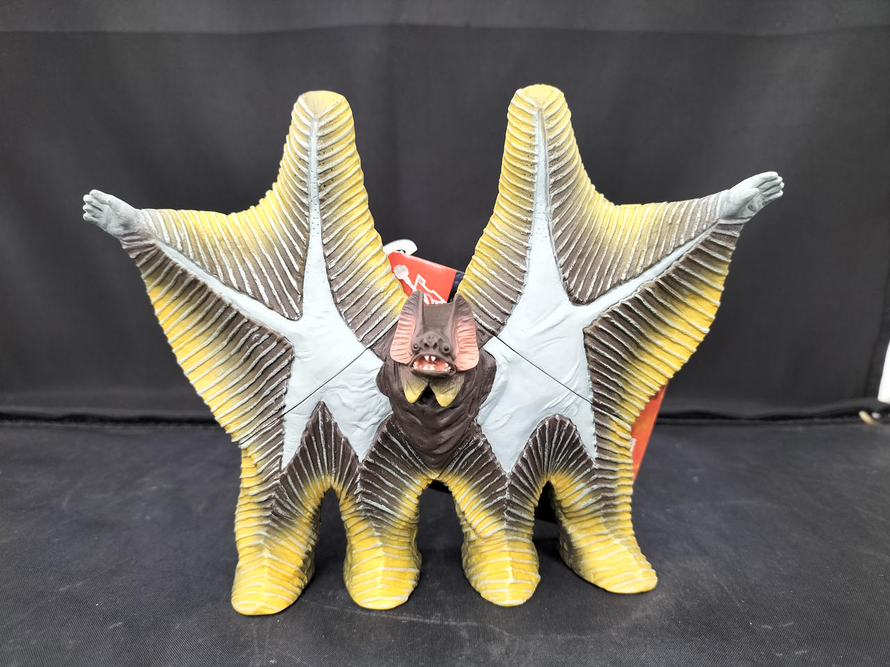 バンダイ(BANDAI)|ペスター ウルトラ怪獣シリーズ|HARDOFFオフモール