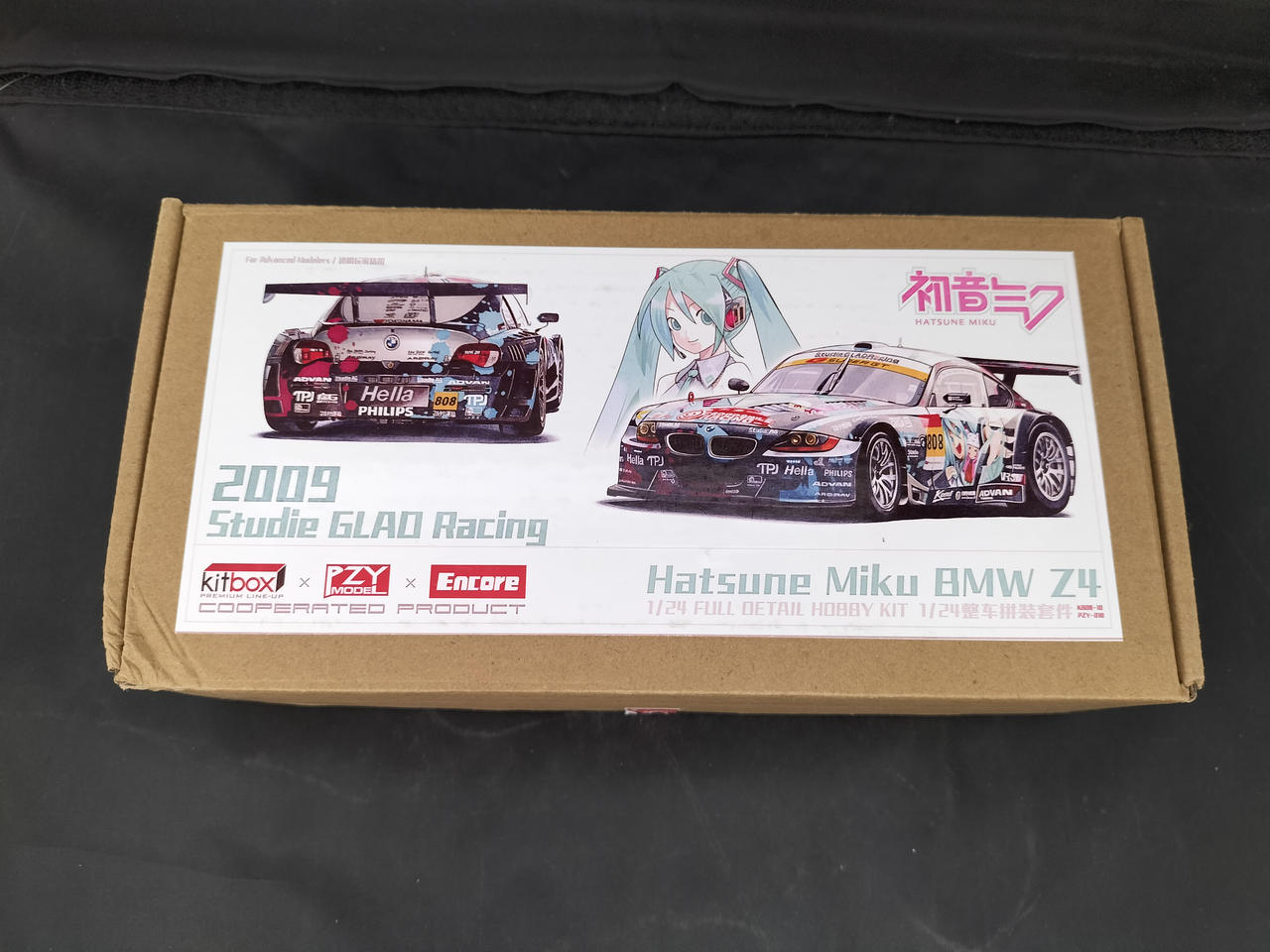 1/24初音ミクBMW Z4