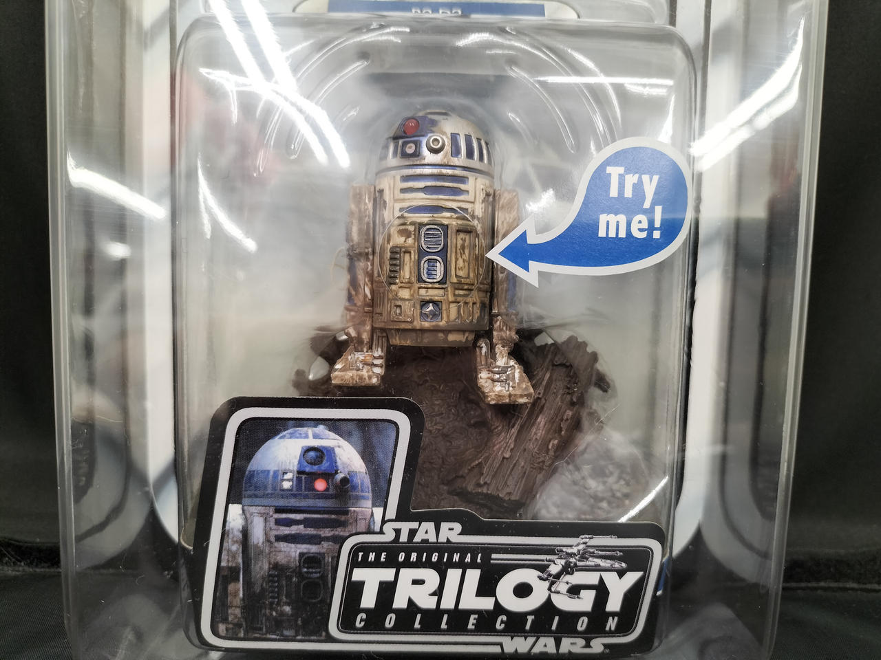 R2-D2 大型フィギュア 電池駆動 声に反応 ハズブロ Amazon.co.jp: ハズブロ（Hasbro）スター・ウォーズ STAR WARS