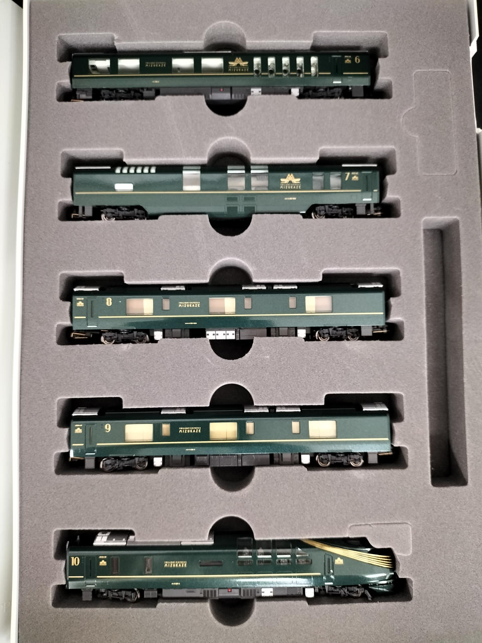 TOMIX TWILIGHT EXPRESS 瑞風　未使用品 TOMIX Limited Edition JR 87 Series Sleeper Diesel Car