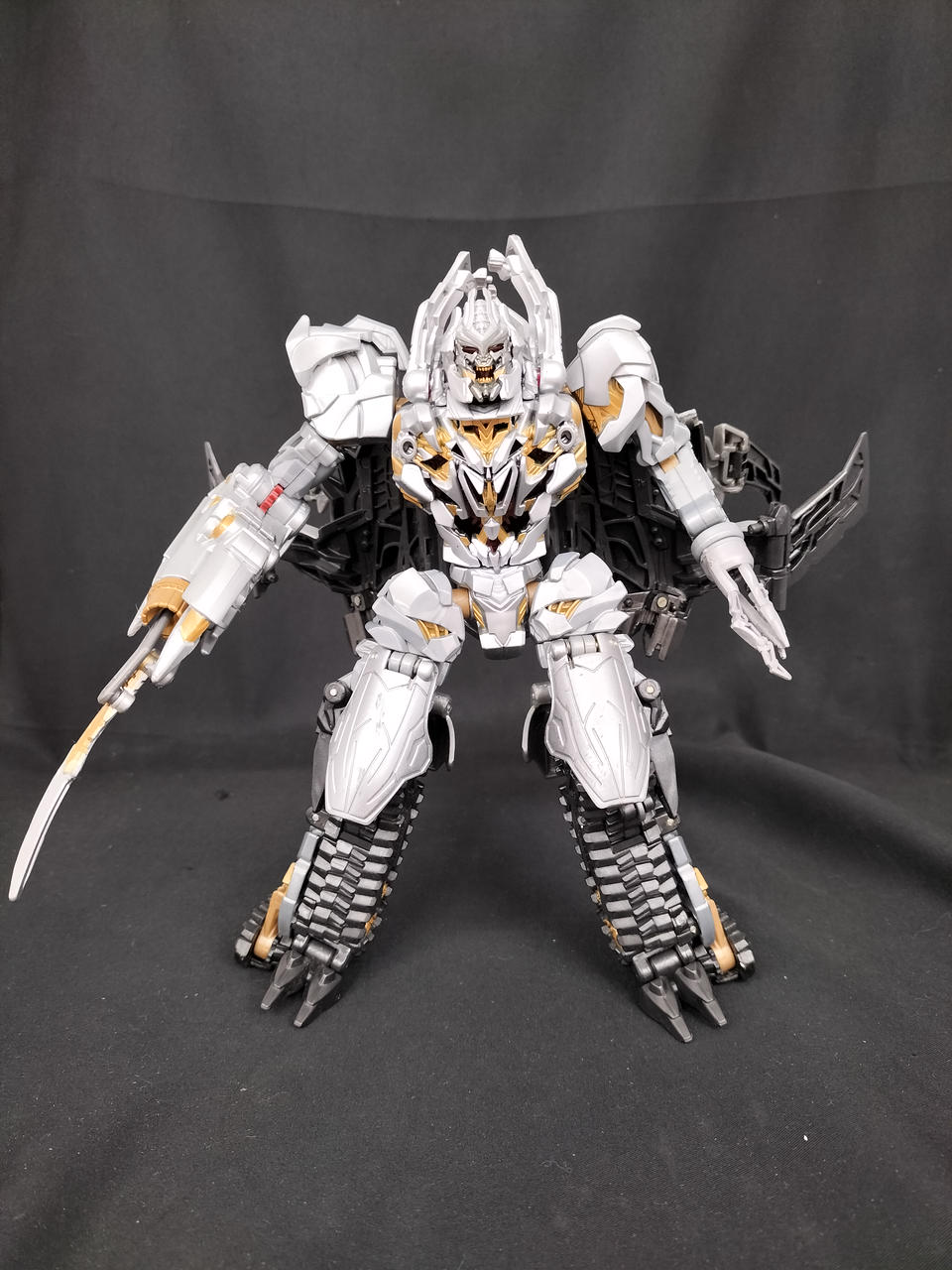 トランスフォーマー